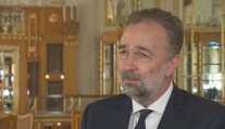 Vnuk posledního českého krále přijel do ČR. TV Nova poskytl exkluzivní rozhovor