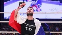 Velká bitva se odkládá! Procházkův soupeř je zraněný, o zápas nepřijde