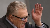 Známý politik skončil s covidem na JIP. Přitom se nechal osmkrát očkovat