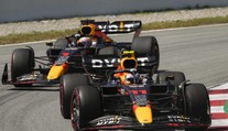 Verstappen si připsal další triumf ve formuli 1. Rival Leclerc musel odstoupit