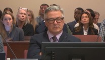 Začal soud s Alecem Baldwinem. Zabijáka jen hrál, tvrdí jeho obhájce