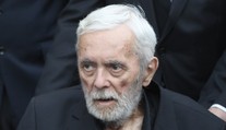 Půl roku od smrti Libuše Šafránkové: Vdovec Josef Abrhám na ocet nezůstal