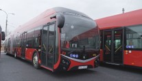 Zcela bezbariérová MHD v Českých Budějovicích. Dopravní podnik představil nové trolejbusy