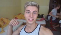 Youtubeři měli vystupovat pro děti, místo toho je odvedla kriminálka