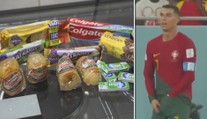 Kdo to kdy viděl? Katařané milují české tvarůžky a Ronaldo nosí svačinu v trenkách