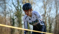 Transgender cyklistky nesmí závodit se ženami. Mohou mít výhodu, rozhodla UCI