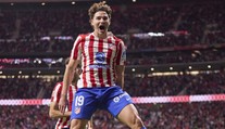 Real Madrid odpálil přestupovou bombu! Obří nabídka na hvězdu rivala byla odmítnuta