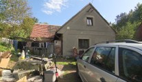 Ženě z Cejřova zničila povodeň dům. Teď ho ohrožují odstřely kamenolomu