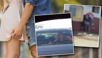 VIDEO: Pár si to rozdával na rohu ulice. Další žena za jízdy v autě