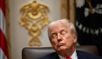 Trump vykazuje známky vážné nemoci, tvrdí lékař. Vyjmenoval pět symptomů
