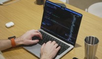 Firmy často zpracovávají citlivá data pomocí AI. Hazardují tím s bezpečností