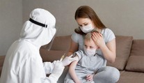 První výrobce ohlásil, že jeho vakcína je bezpečná pro děti. Testoval i tříleté