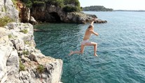 Dovolená v Chorvatsku málem stála turistku život. Udělala zásadní chybu