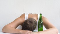 Více alkoholu než Češi vypijí jen naši sousedi! Ale doháníme je