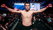 Neporažený Nurmagomedov na scéně. Jeho obhajobu sledujte na Nova Sport