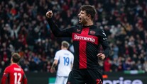 Leverkusen odmítá nakupovat z nouze. Šéf chválí Hložka