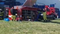 Únik nebezpečné látky v Nýrsku: Hasiči evakuovali zaměstnance