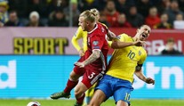 Kjaer prý se Zlatanem nemá problém, přestože ho dříve držel pod krkem