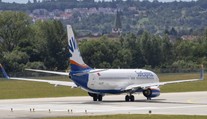 Chvíle hrůzy na palubě letadla: Teploty v kabině dosahovaly přes 50 stupňů