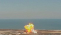 Zkušební raketa pro dopravu lidí na Mars při přistání opět vybuchla