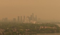 Požáry v Kanadě se vymkly kontrole. Nad Amerikou se šíří hustý dým, lidé se dusí