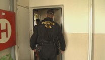 Postižený muž se bál vrátit do svého bytu. Nastěhovali se mu tam bezdomovci