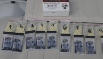 Policie chytla dvojici dealerů drog. Za dva roky měli prodat 480 dávek pervitinu