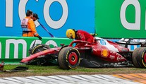 Hamilton se ve Ferrari trápí. Nastal čas odejít? Až ztratí vášeň, říká expert