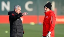 José Mourinho truchlí. Zemřel jeho velký trenérský parťák. Loučí se i Čech