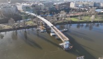Karlín a Holešovice v létě propojí lávka. Každý metr stojí milion korun