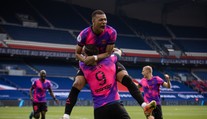 PSG urvalo výhru v bláznivé koncovce, Mbappé dal dva góly