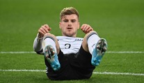 Další hvězda přijde o fotbalové MS. Německý útočník má natržený vaz