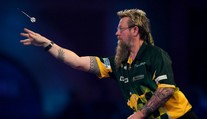 Čaroděj Whitlock vyřadil Van Gerwena, vypadl i Gary Anderson