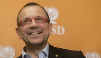 Vedení ČSSD chtělo vyloučit poslance Foldynu! Hlasování ale těsně ustál