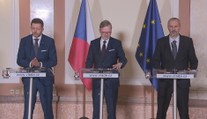 Vláda projedná zákon o lobbingu. Řešit bude i nevydávání víz Rusům a Bělorusům
