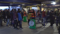 Prodej falešných lístků pokračoval i proti Liverpoolu. Několik lidí opět naletělo