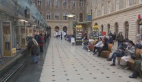 ANKETA: Dotovat, omezit, nebo prodat. Stát má možnosti, jak spasit poštu