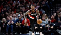 Damian Lillard se utrhl ze řetězu. V NBA nastřílel 71 bodů a přepsal historii
