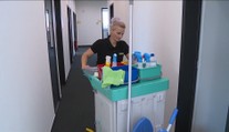 Zájem o předvánoční úklid roste. Firmy měly plné kapacity už koncem října