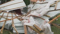 Bouřka na Zlínsku lámala stromy a ničila střechy. Tisíce domácností byly bez proudu