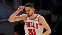 Bodoval, doskakoval, přihrával! Skvělý Satyho výkon pomohl Bulls k výhře