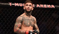 UFC 250: Dokáže bývalý šampion po třech porážkách znovu zvítězit?