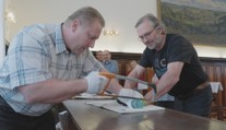 V památníku našli kovovou schránku. Nikdo o ní neměl ani tušení