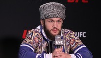 Zbláznil se? UFC zápasník po největší výhře kariéry vyzval Rafaela Nadala
