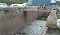 Náročná akce v jihlavské čističce. Po letech mění provzdušňovací systém