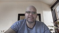 Lidé si na důchod počkají déle. Čelíme radikálnímu poklesu porodnosti, říká politolog
