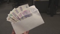 Na zaplacení faktur bude 30 dní, navrhuje Brusel. Ekonomové před tím ale varují