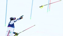 Sportovní tragédie. Favorit slalomu zahodil hůlky a utekl ze sjezdovky