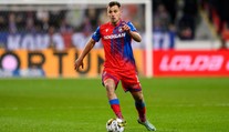 Záložník Bucha přestupuje do MLS, zahraje si proti Messimu