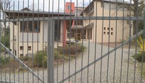 Šest dívek přepadlo vychovatelku a uteklo! Jednu policie dopadla